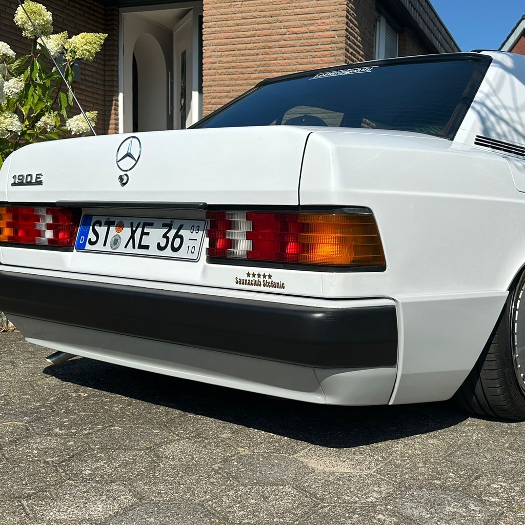 [539-004] Vinyl-Sticker "Saunaclub Stefanie" Aufkleber (Weiß)